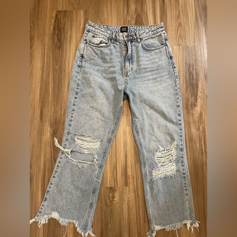 Urban Outfitter ripped jeans